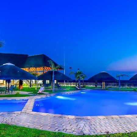 Big Valley Game Lodge Lobatse Exterior photo