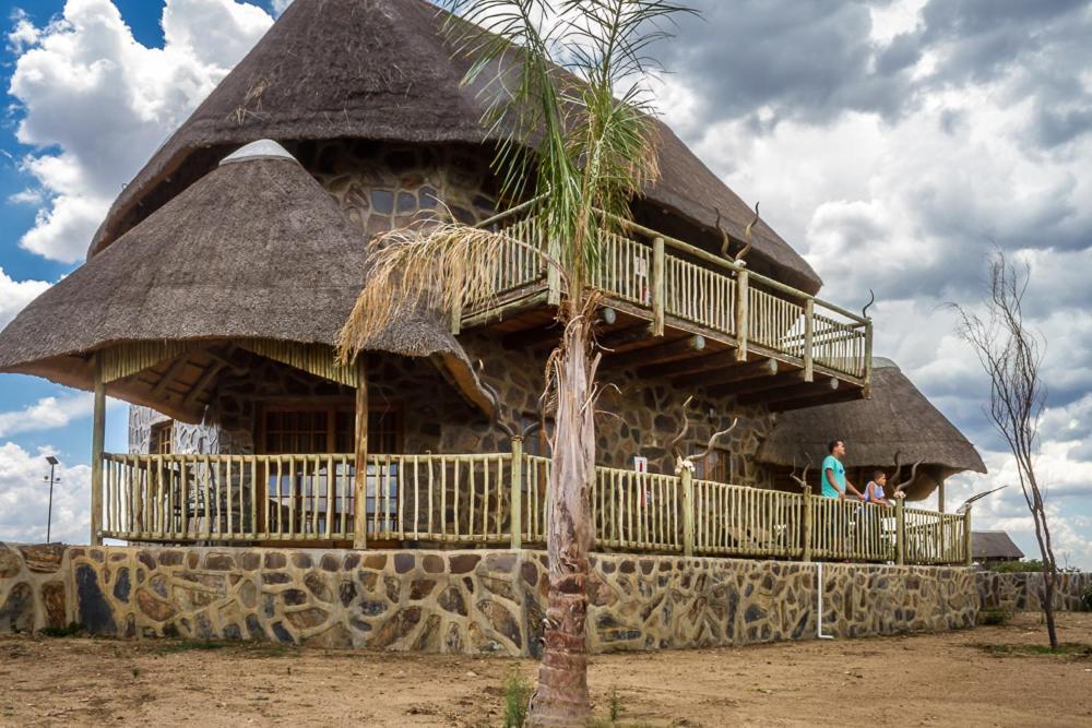 Big Valley Game Lodge Lobatse Exterior photo