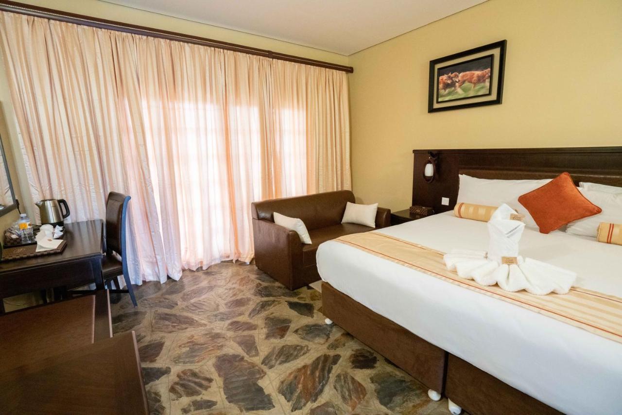 Big Valley Game Lodge Lobatse Exterior photo